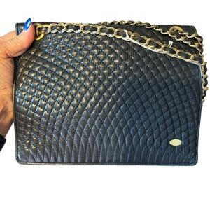 Bally-Authentic-Calf Skin Quilted Leather Black shoulder / crossbody bag